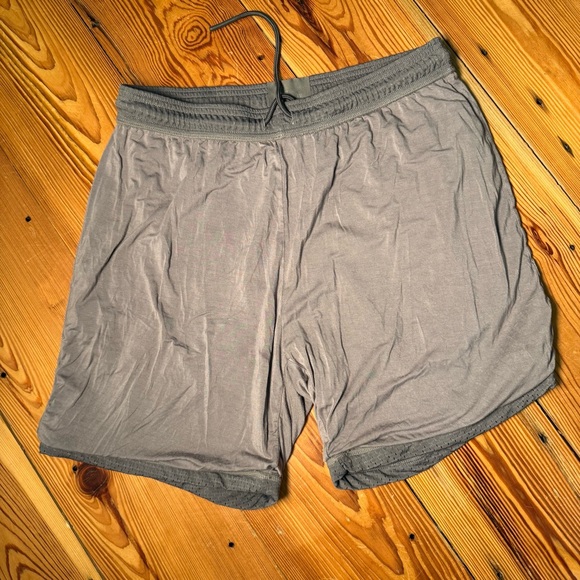 Nice Laundry 6" Pocket Lounge Shorts in Grey Men's Size Large - Picture 10 of 10